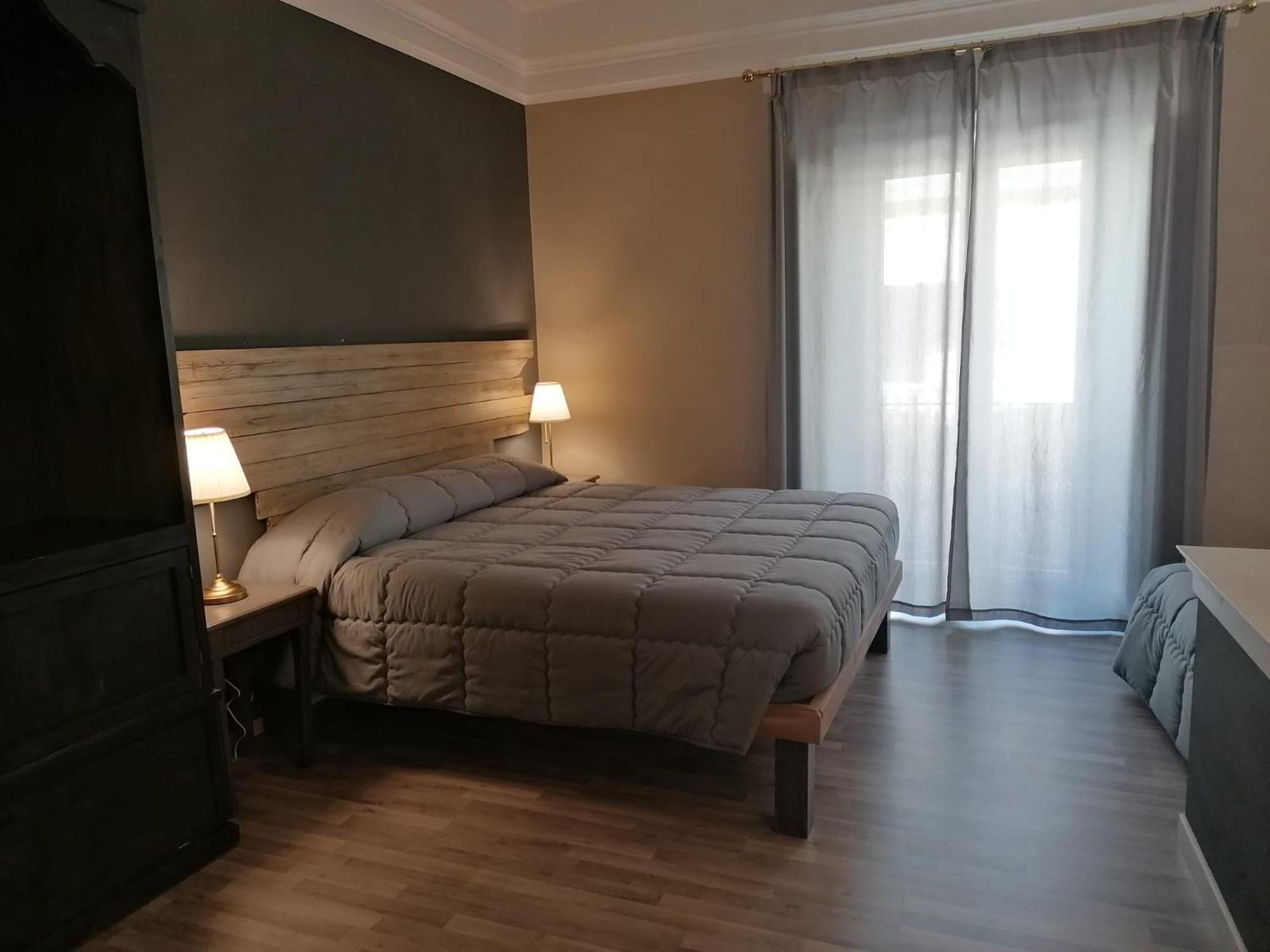 384 Guesthouse Rooms & Suite Enna Buitenkant foto